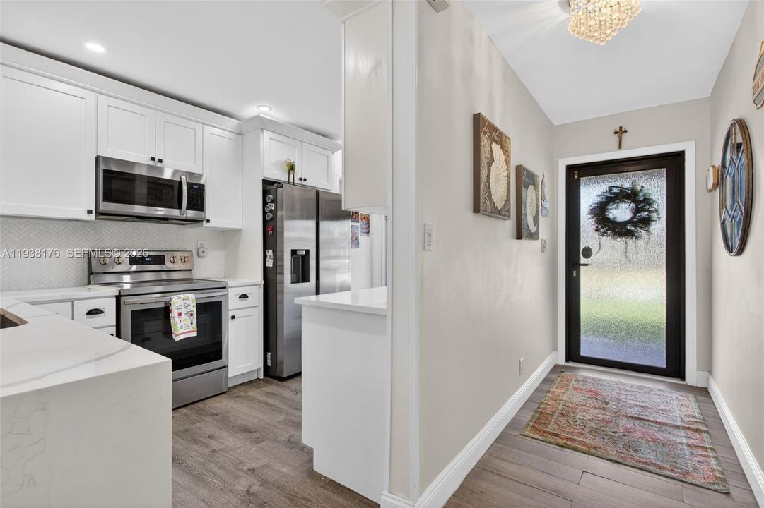 待售: $375,000 (2 贝兹, 2 浴室, 1491 平方英尺)