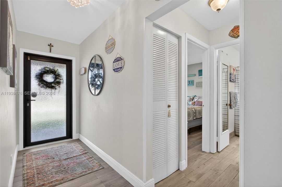 待售: $375,000 (2 贝兹, 2 浴室, 1491 平方英尺)