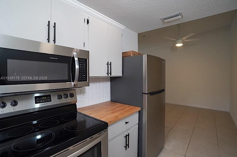 For Rent: $1,550 (1 beds, 1 baths, 617 Square Feet)