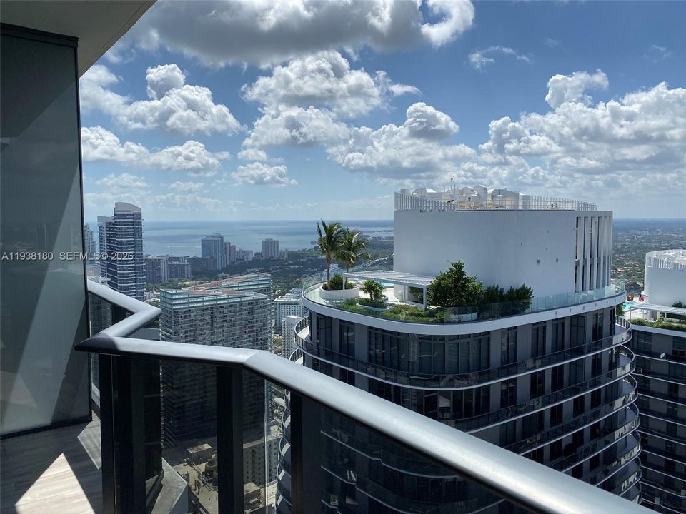 En Renta: $7,600 (2 camas, 2 baños, 1250 Pies cuadrados)