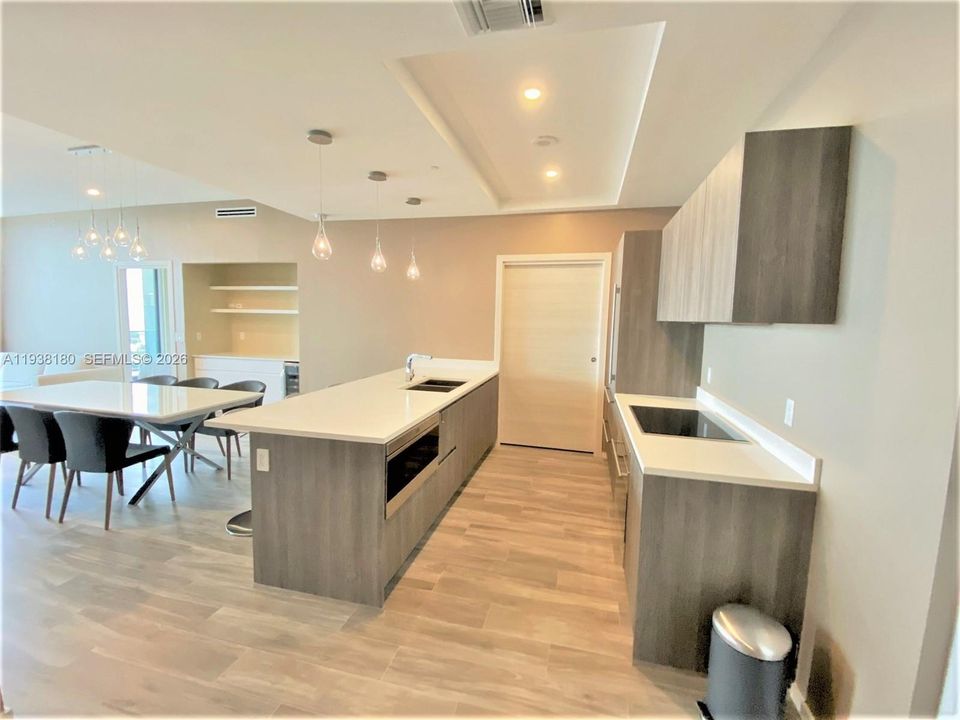 En Renta: $7,600 (2 camas, 2 baños, 1250 Pies cuadrados)