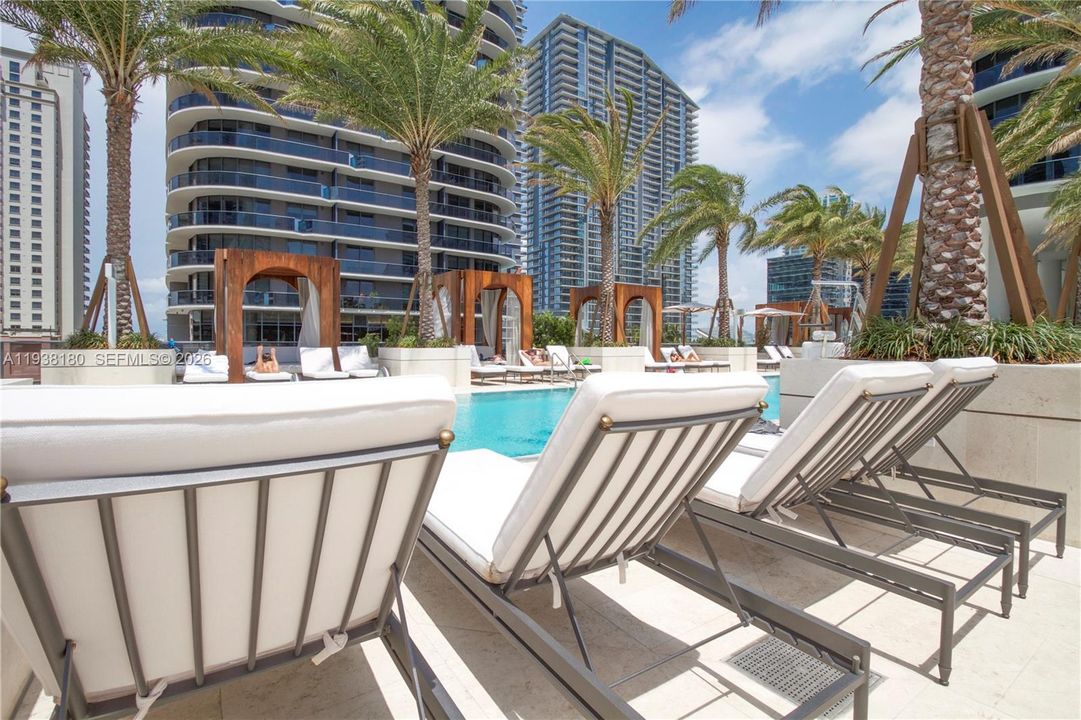 En Renta: $7,600 (2 camas, 2 baños, 1250 Pies cuadrados)