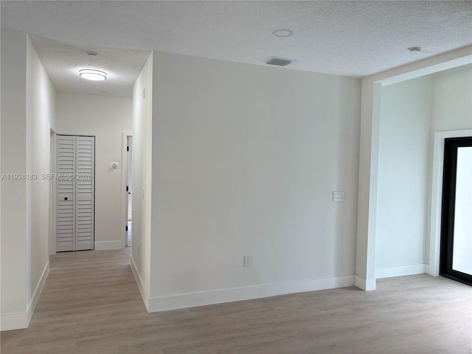 待售: $789,000 (3 贝兹, 2 浴室, 1546 平方英尺)