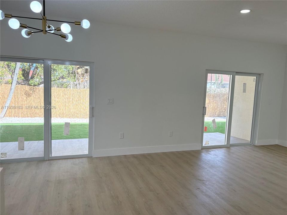 待售: $789,000 (3 贝兹, 2 浴室, 1546 平方英尺)