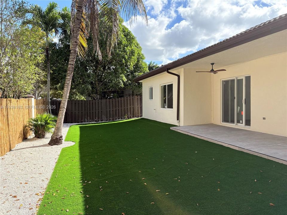 待售: $789,000 (3 贝兹, 2 浴室, 1546 平方英尺)