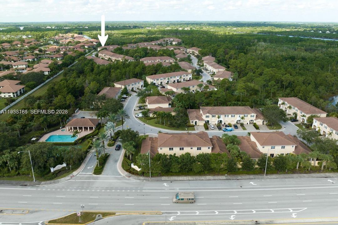 En Renta: $2,900 (3 camas, 2 baños, 2164 Pies cuadrados)