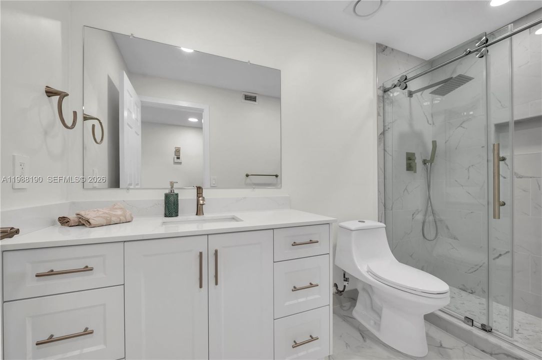 En Renta: $2,250 (2 camas, 2 baños, 1163 Pies cuadrados)