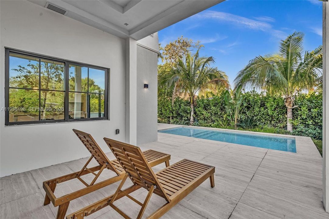 For Sale: $4,750,000 (6 beds, 4 baths, 0 Square Feet)