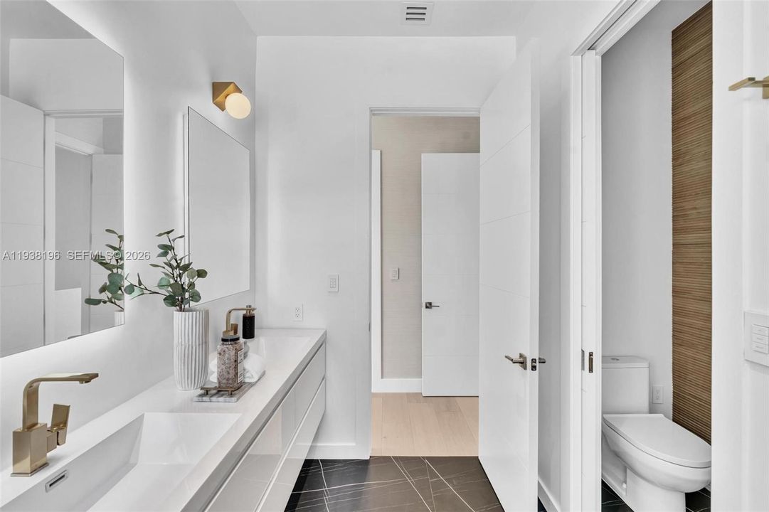 For Sale: $4,750,000 (6 beds, 4 baths, 0 Square Feet)