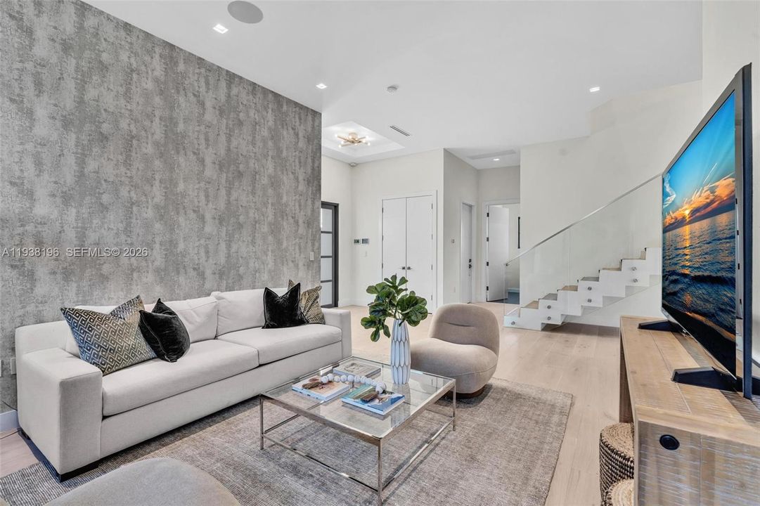 For Sale: $4,750,000 (6 beds, 4 baths, 0 Square Feet)