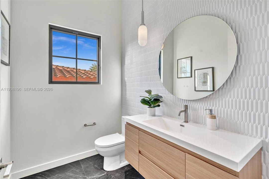 For Sale: $4,750,000 (6 beds, 4 baths, 0 Square Feet)