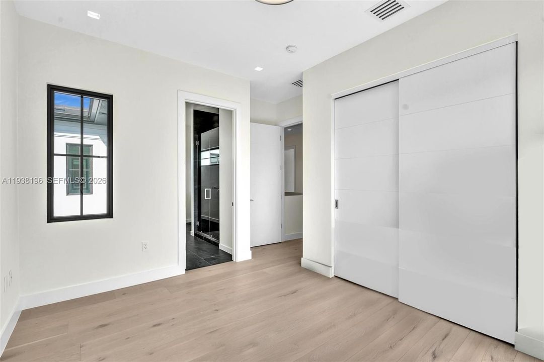 For Sale: $4,750,000 (6 beds, 4 baths, 0 Square Feet)