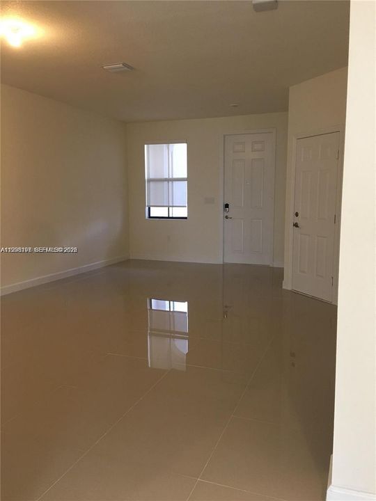 En Renta: $3,300 (3 camas, 2 baños, 1644 Pies cuadrados)