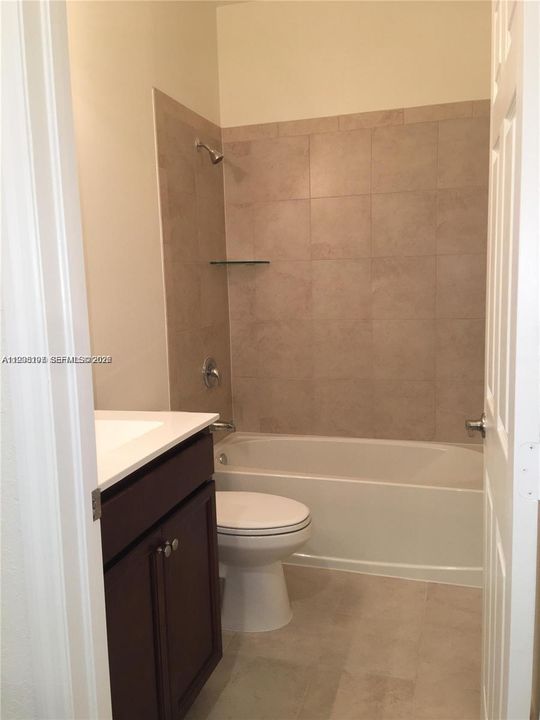 En Renta: $3,300 (3 camas, 2 baños, 1644 Pies cuadrados)