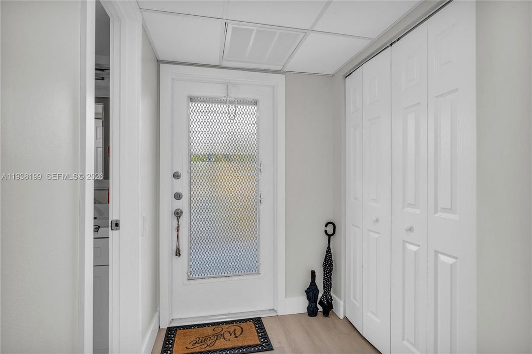 En Venta: $165,000 (2 camas, 2 baños, 950 Pies cuadrados)