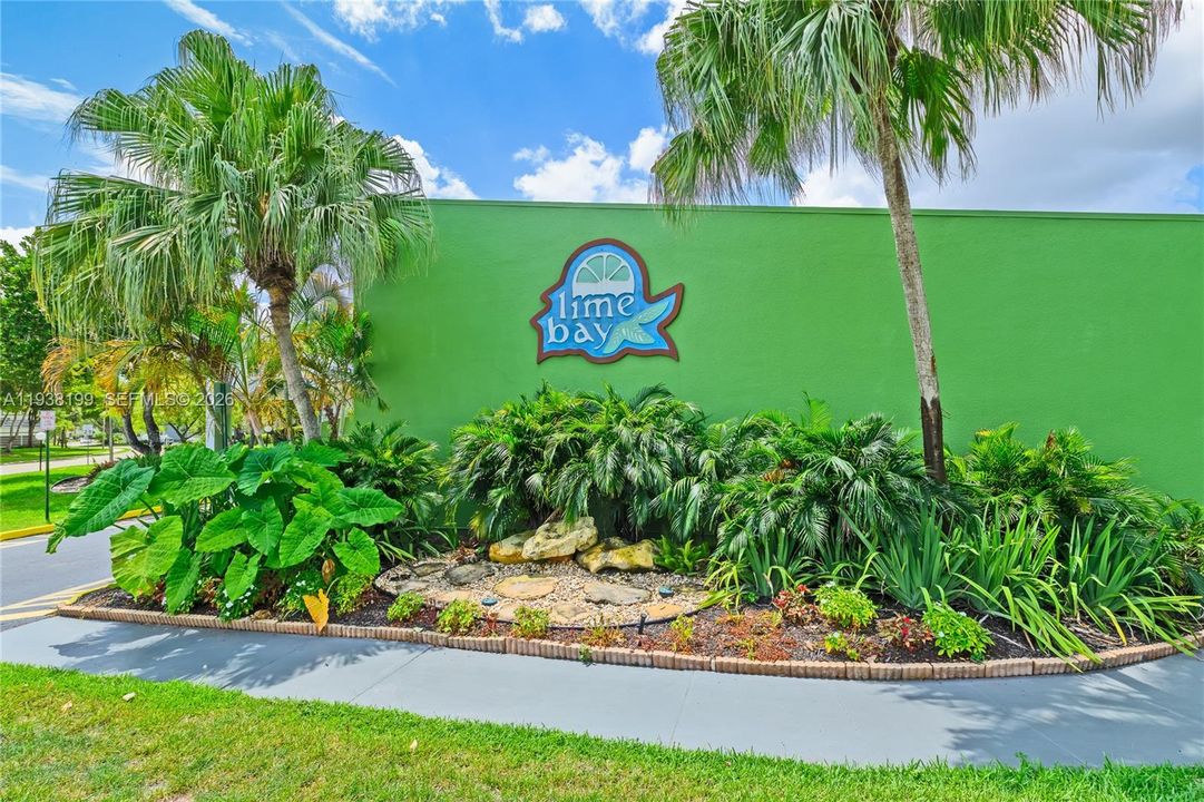 En Venta: $165,000 (2 camas, 2 baños, 950 Pies cuadrados)