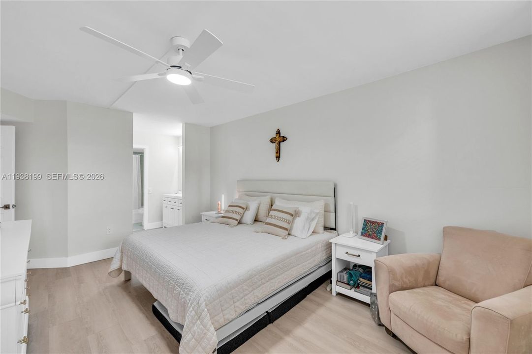 En Venta: $165,000 (2 camas, 2 baños, 950 Pies cuadrados)