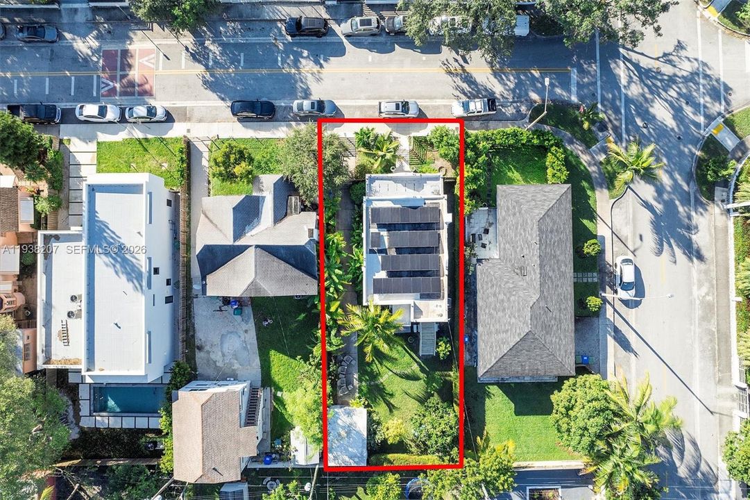 For Sale: $890,000 (2 beds, 2 baths, 1316 Square Feet)