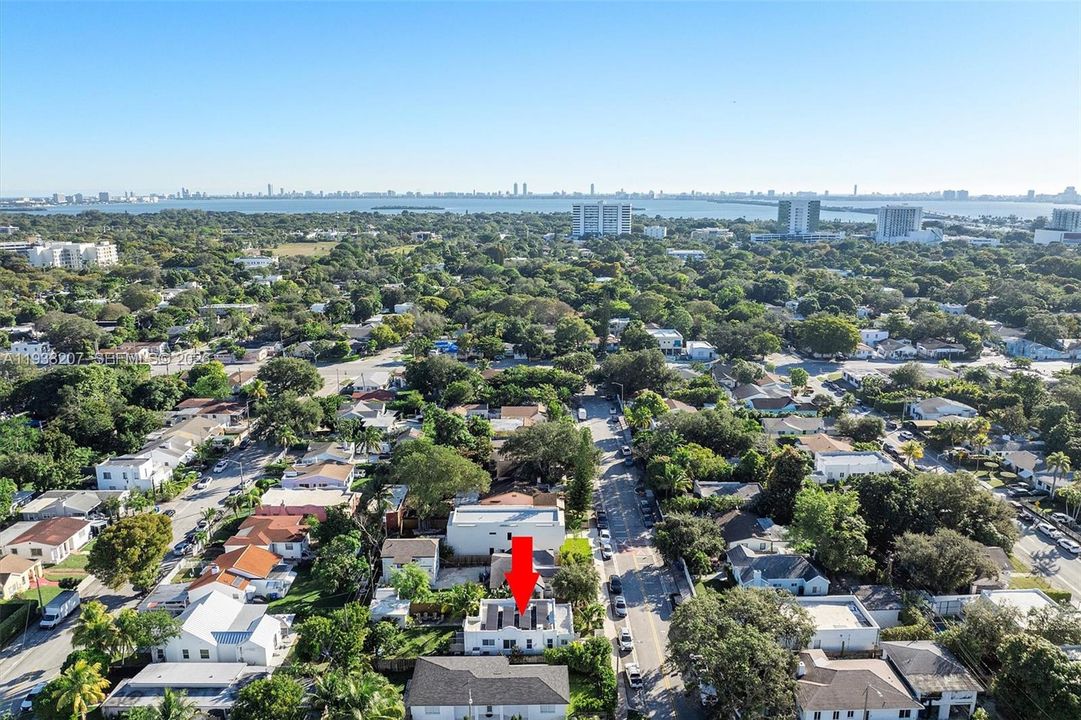 For Sale: $890,000 (2 beds, 2 baths, 1316 Square Feet)