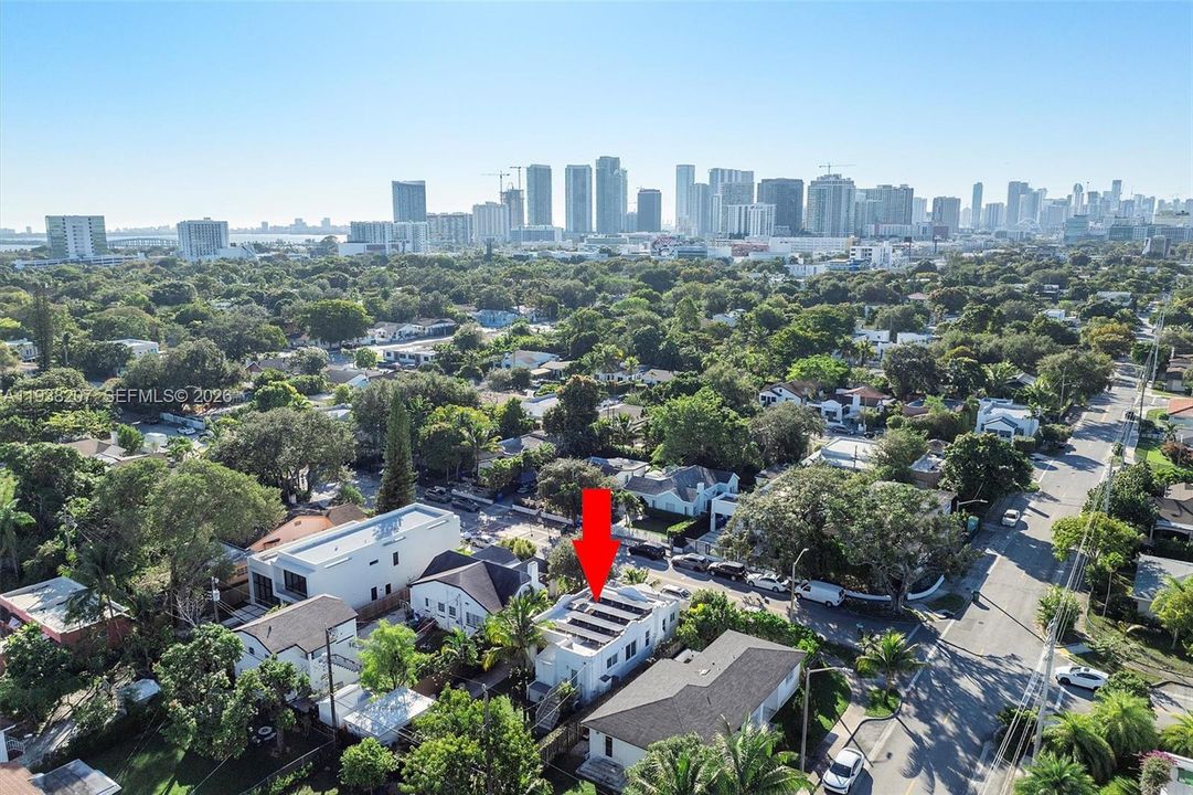 For Sale: $890,000 (2 beds, 2 baths, 1316 Square Feet)