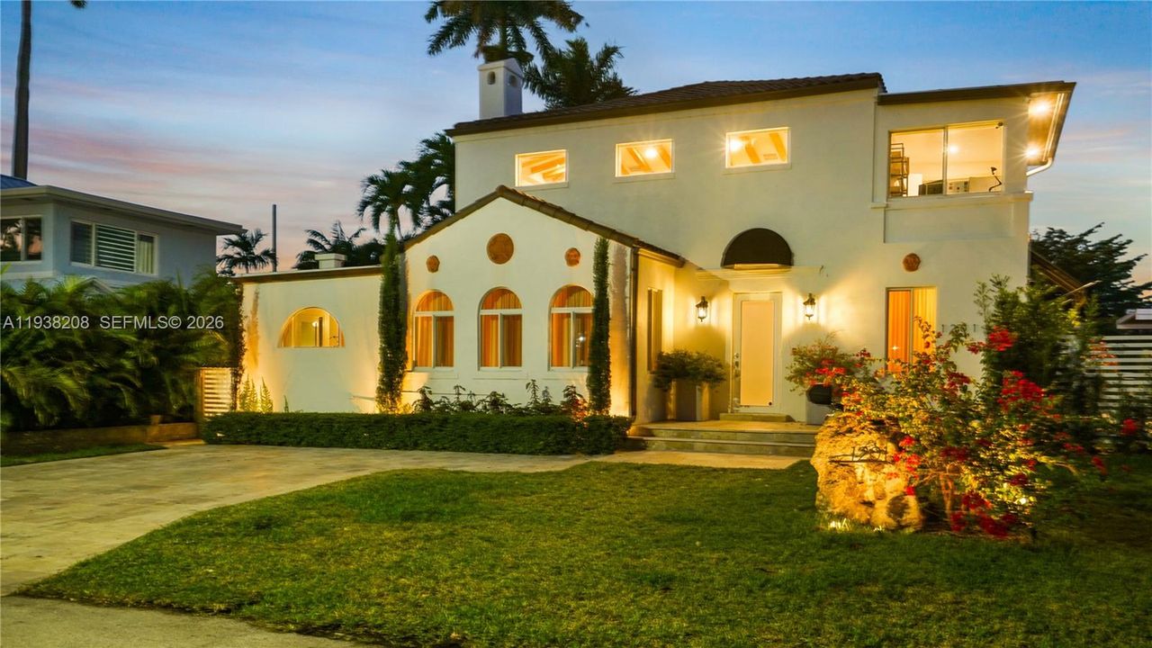 For Rent: $15,000 (4 beds, 4 baths, 3360 Square Feet)