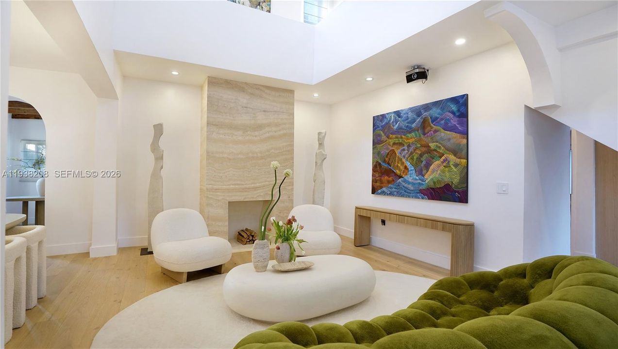 En Renta: $15,000 (4 camas, 4 baños, 3360 Pies cuadrados)