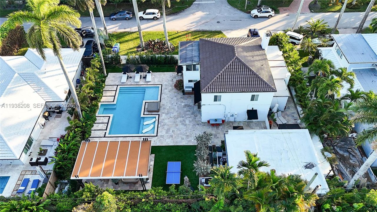 En Renta: $15,000 (4 camas, 4 baños, 3360 Pies cuadrados)