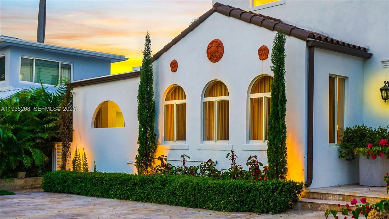 En Renta: $15,000 (4 camas, 4 baños, 3360 Pies cuadrados)