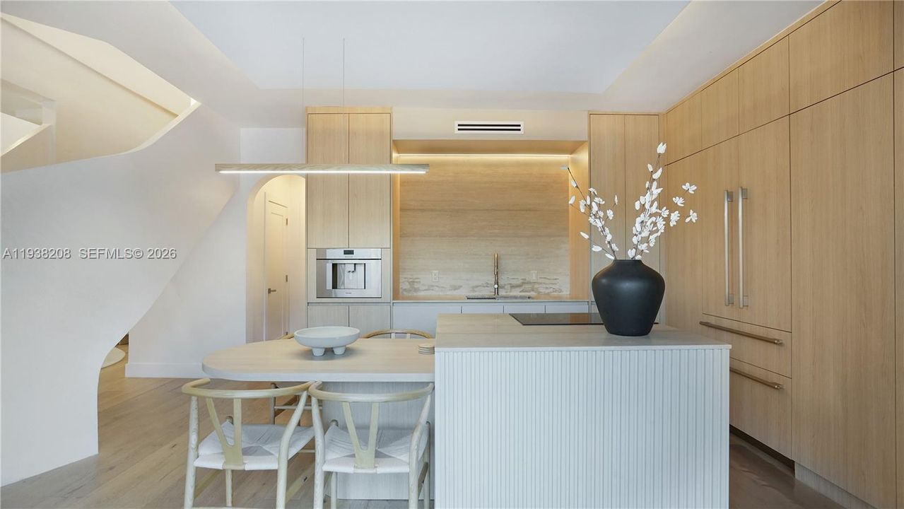 En Renta: $15,000 (4 camas, 4 baños, 3360 Pies cuadrados)