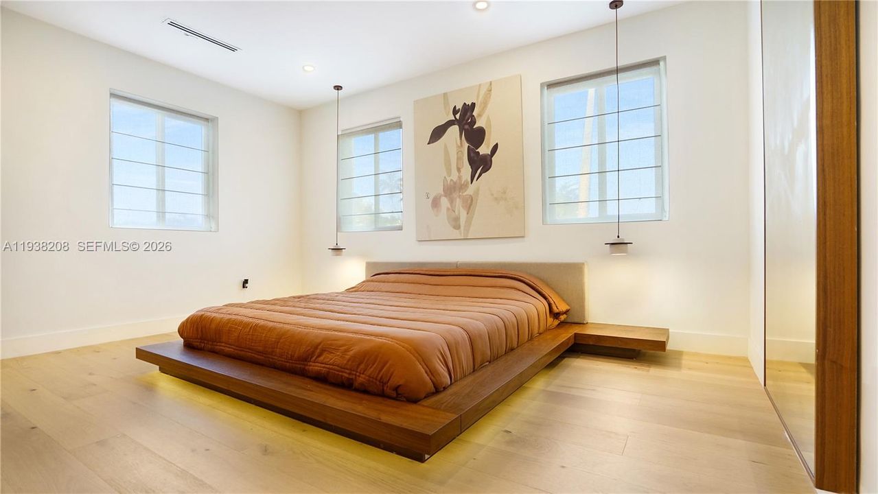 En Renta: $15,000 (4 camas, 4 baños, 3360 Pies cuadrados)