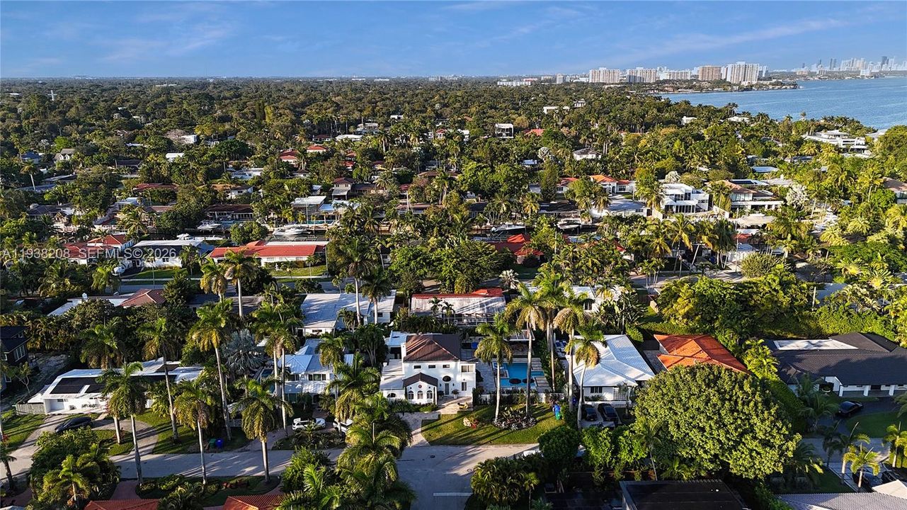 En Renta: $15,000 (4 camas, 4 baños, 3360 Pies cuadrados)