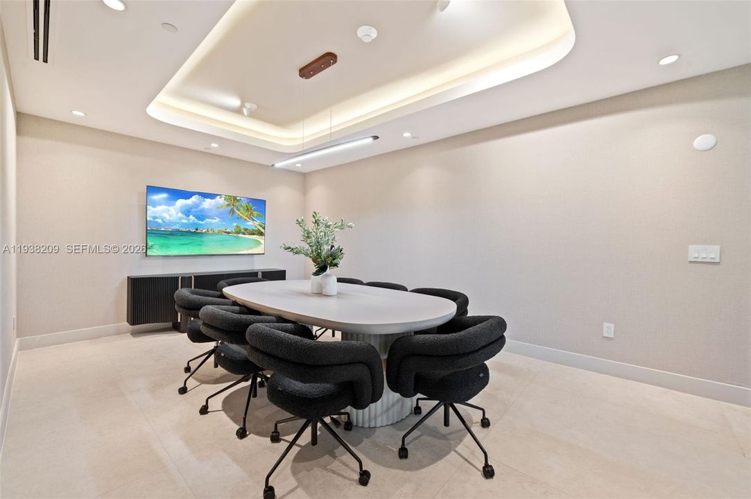 Active With Contract: $6,700 (1 beds, 2 baths, 1085 Square Feet)