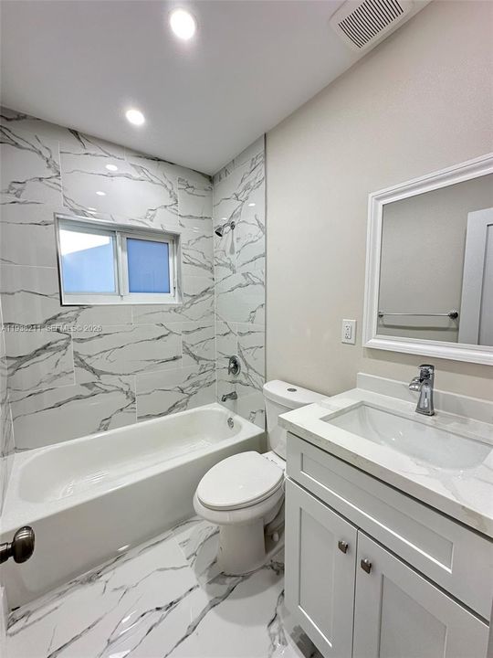 For Sale: $469,900 (3 beds, 2 baths, 1198 Square Feet)