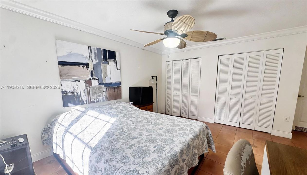 В аренду: $3,800 (3 спален, 2 ванн, 2057 Квадратных фут)