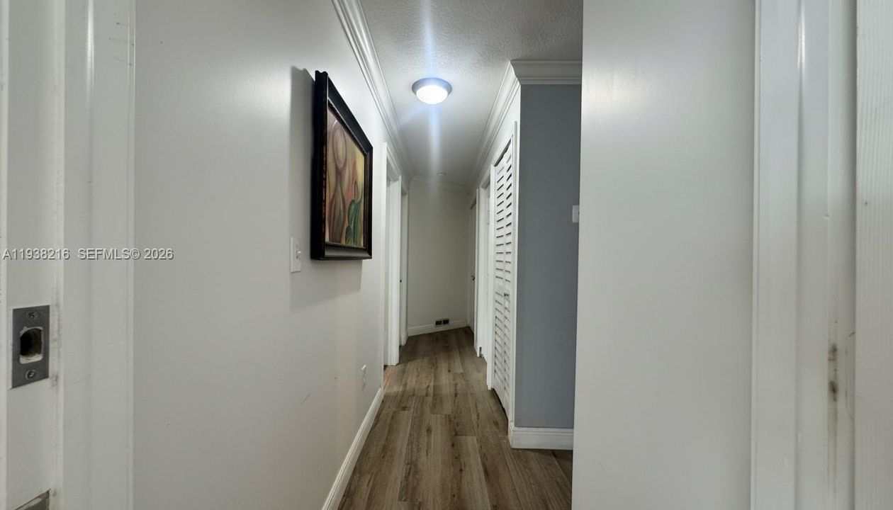 В аренду: $3,800 (3 спален, 2 ванн, 2057 Квадратных фут)