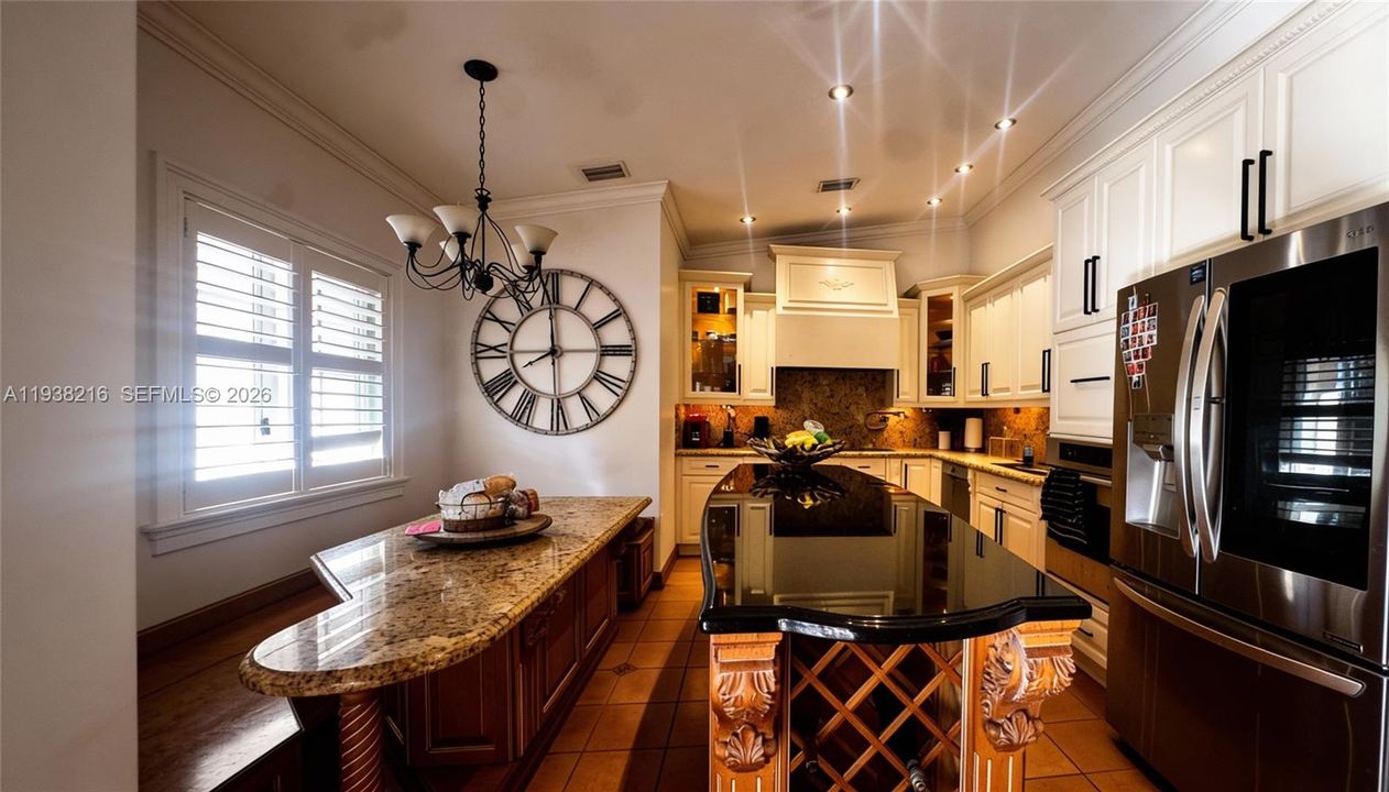 В аренду: $3,800 (3 спален, 2 ванн, 2057 Квадратных фут)