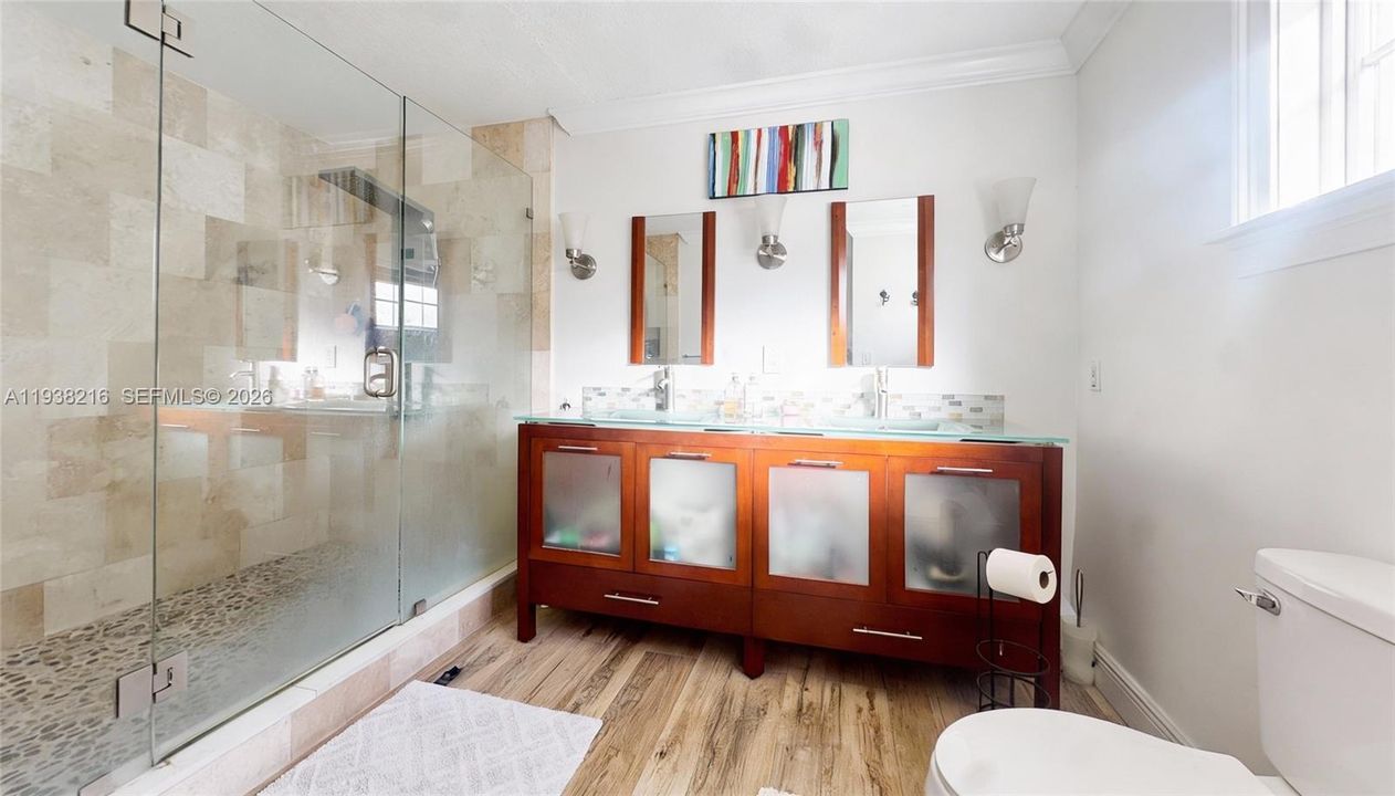 В аренду: $3,800 (3 спален, 2 ванн, 2057 Квадратных фут)