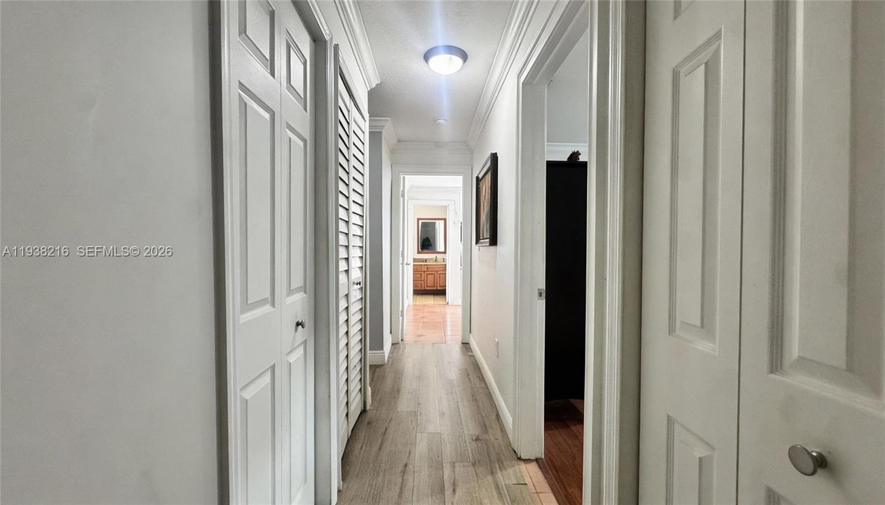 В аренду: $3,800 (3 спален, 2 ванн, 2057 Квадратных фут)