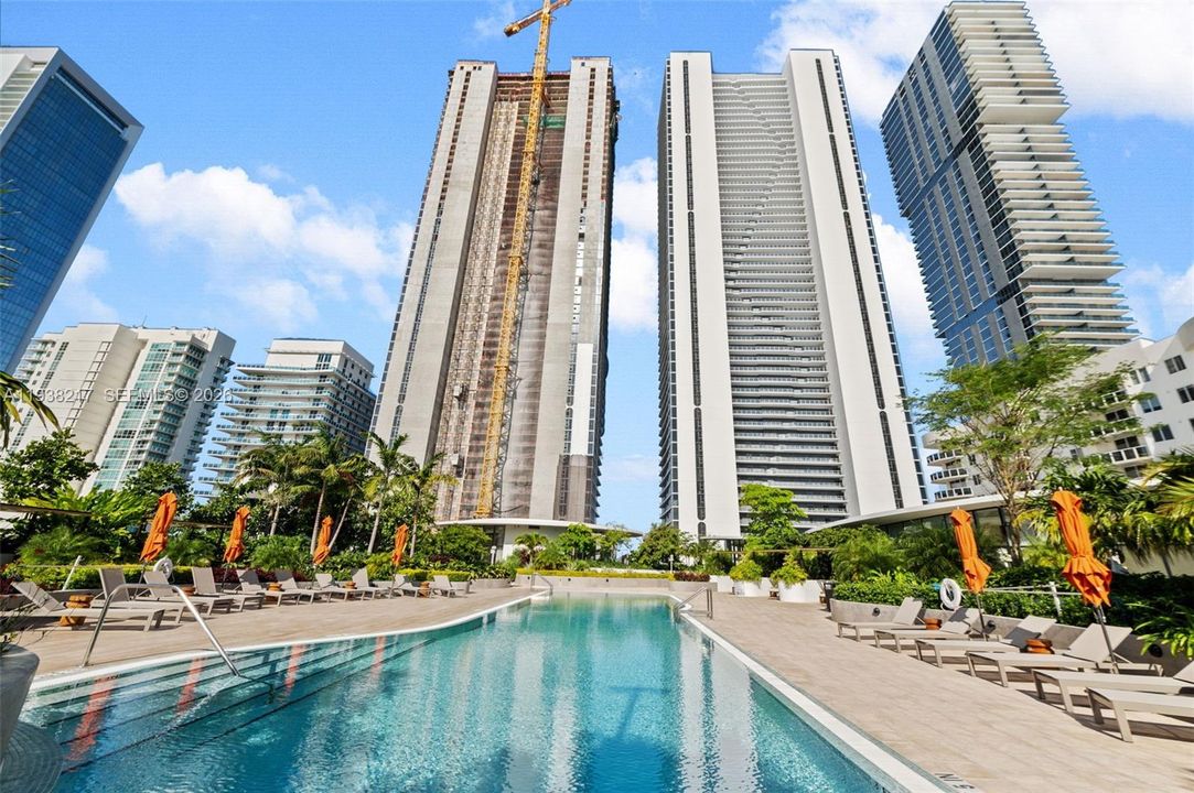 Active With Contract: $6,900 (1 beds, 2 baths, 0 Square Feet)