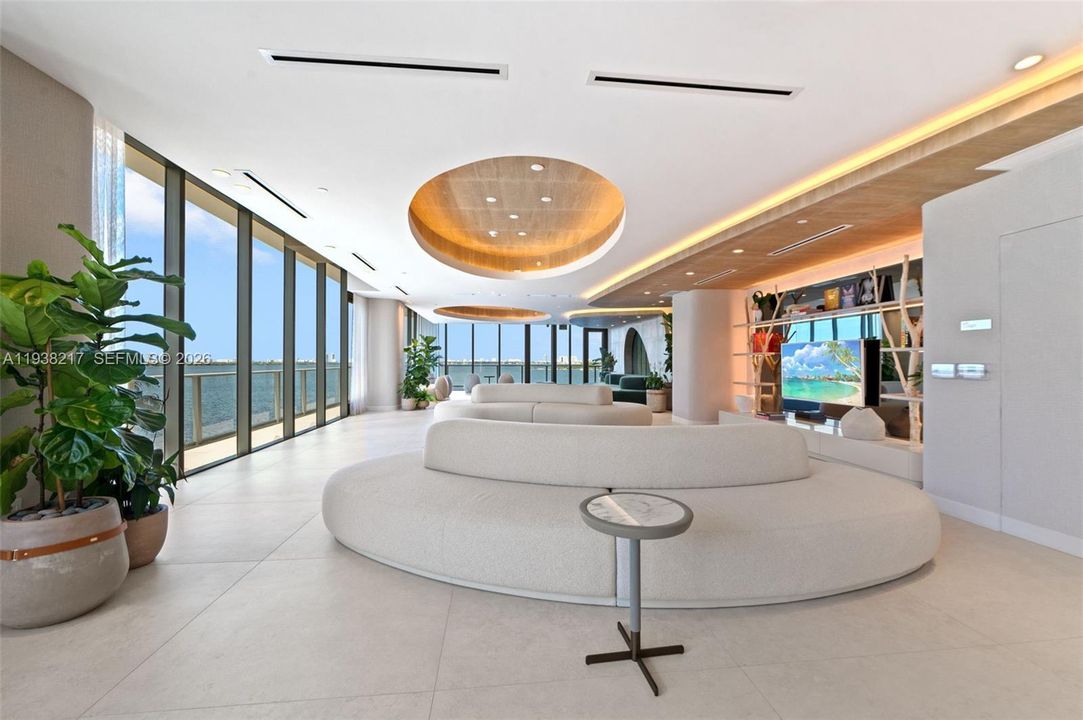 Active With Contract: $6,900 (1 beds, 2 baths, 0 Square Feet)