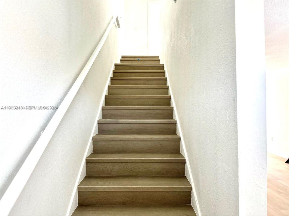 En Renta: $2,500 (3 camas, 2 baños, 1150 Pies cuadrados)