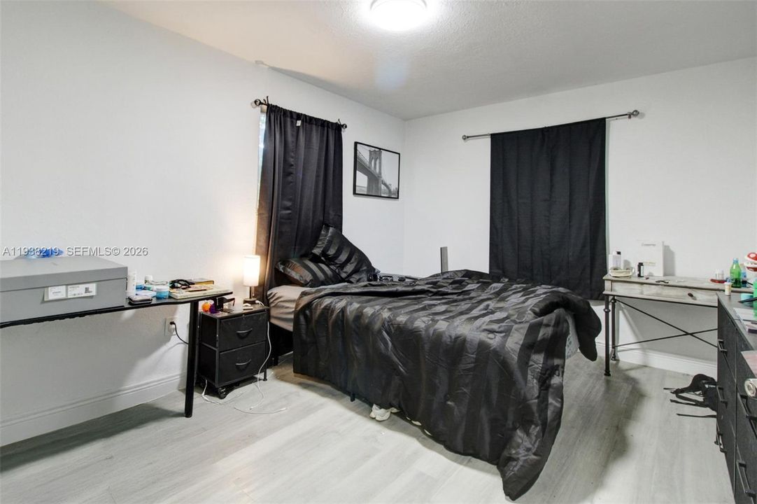 For Sale: $499,000 (3 beds, 2 baths, 1380 Square Feet)