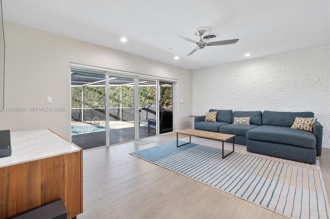 For Sale: $1,449,000 (3 beds, 3 baths, 2193 Square Feet)