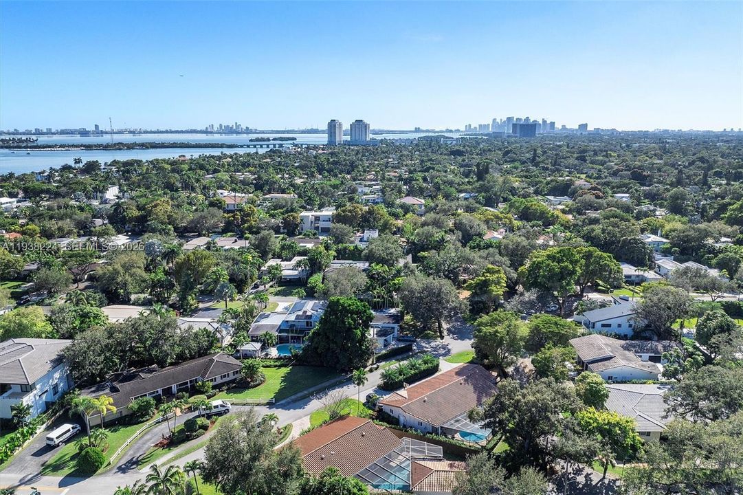 For Sale: $1,449,000 (3 beds, 3 baths, 2193 Square Feet)