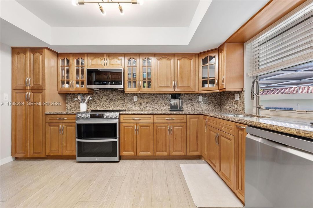 For Sale: $1,449,000 (3 beds, 3 baths, 2193 Square Feet)