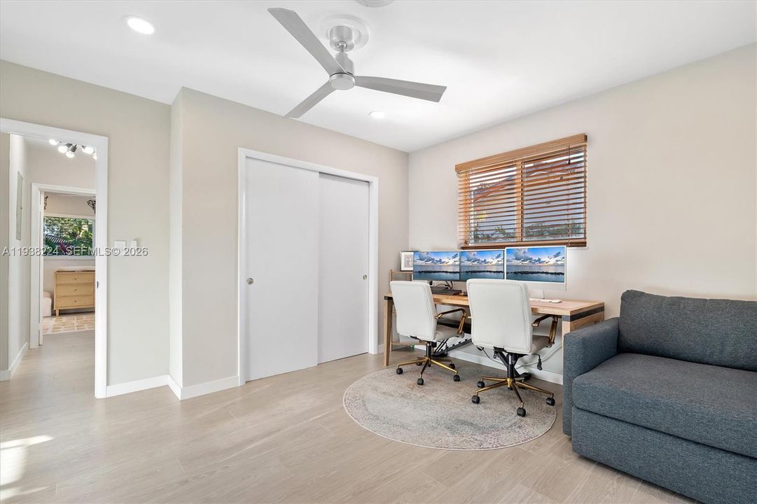 For Sale: $1,449,000 (3 beds, 3 baths, 2193 Square Feet)