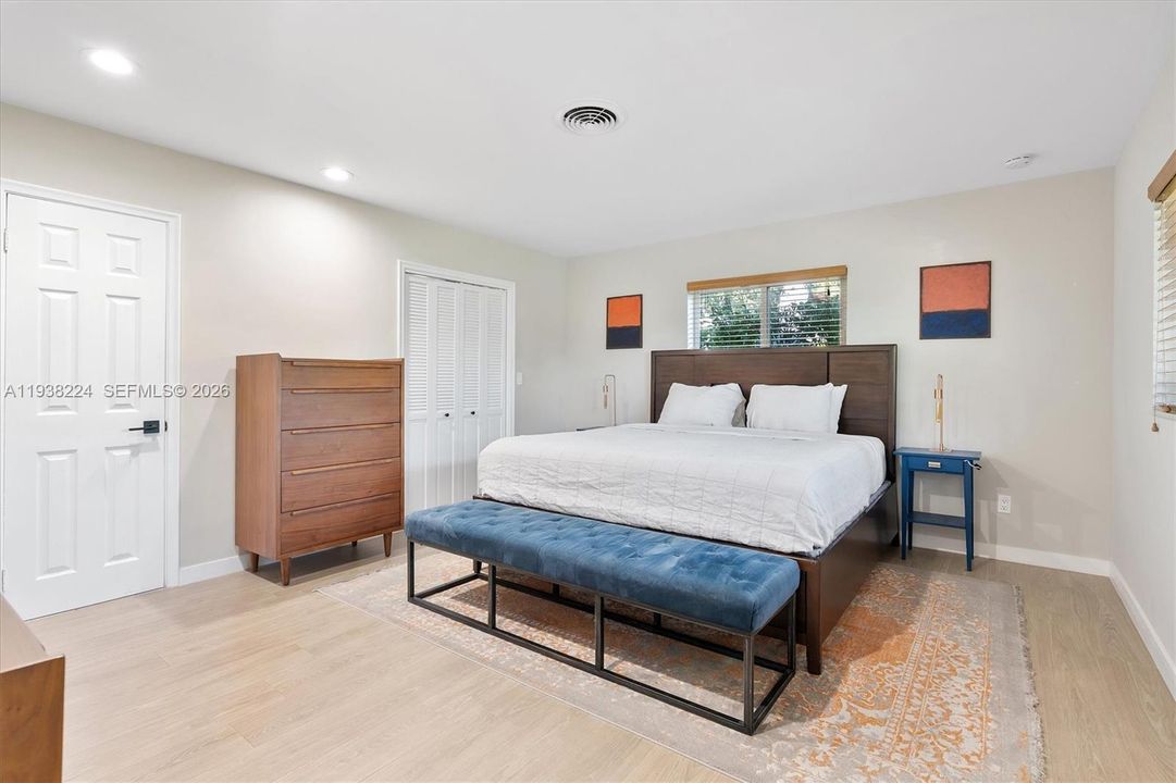 For Sale: $1,449,000 (3 beds, 3 baths, 2193 Square Feet)