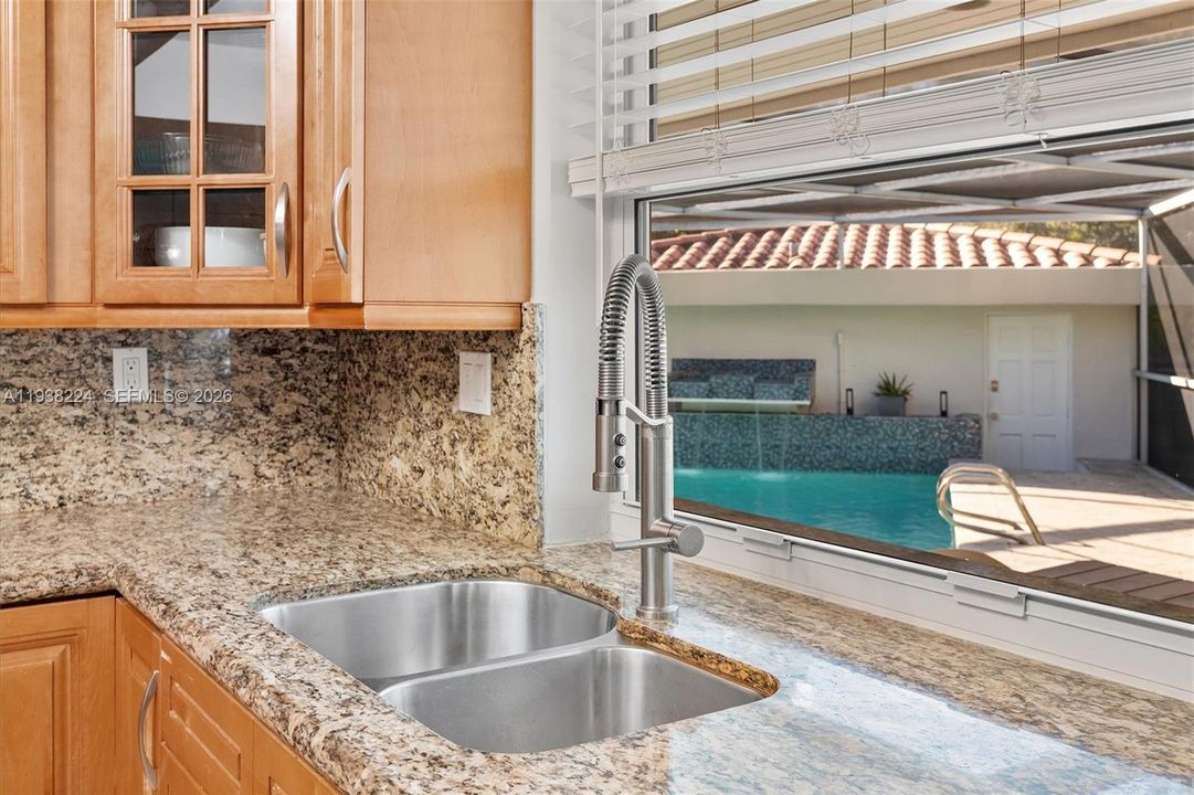 For Sale: $1,449,000 (3 beds, 3 baths, 2193 Square Feet)