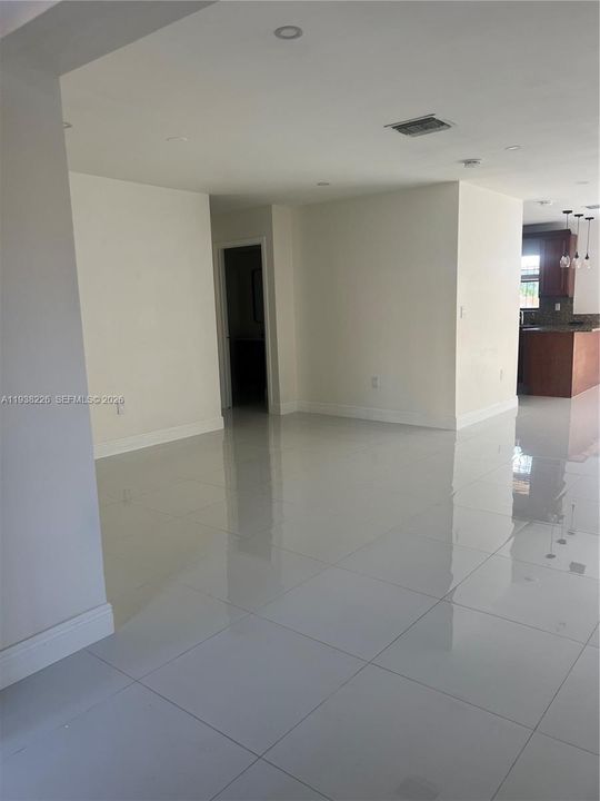 For Rent: $3,300 (3 beds, 2 baths, 1356 Square Feet)