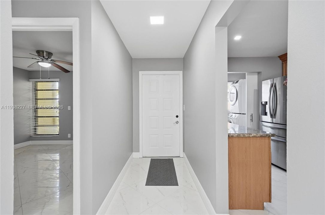 En Venta: $319,000 (2 camas, 2 baños, 1080 Pies cuadrados)